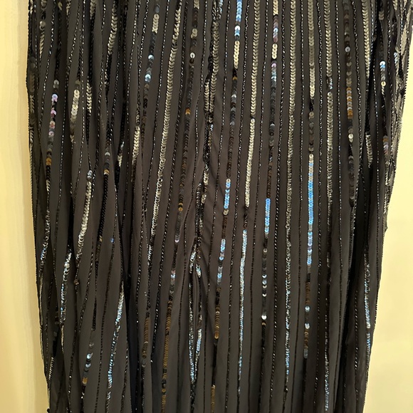 Mac Duggal BLACK Embellished Column Cape Gown - Picture 8 of 13